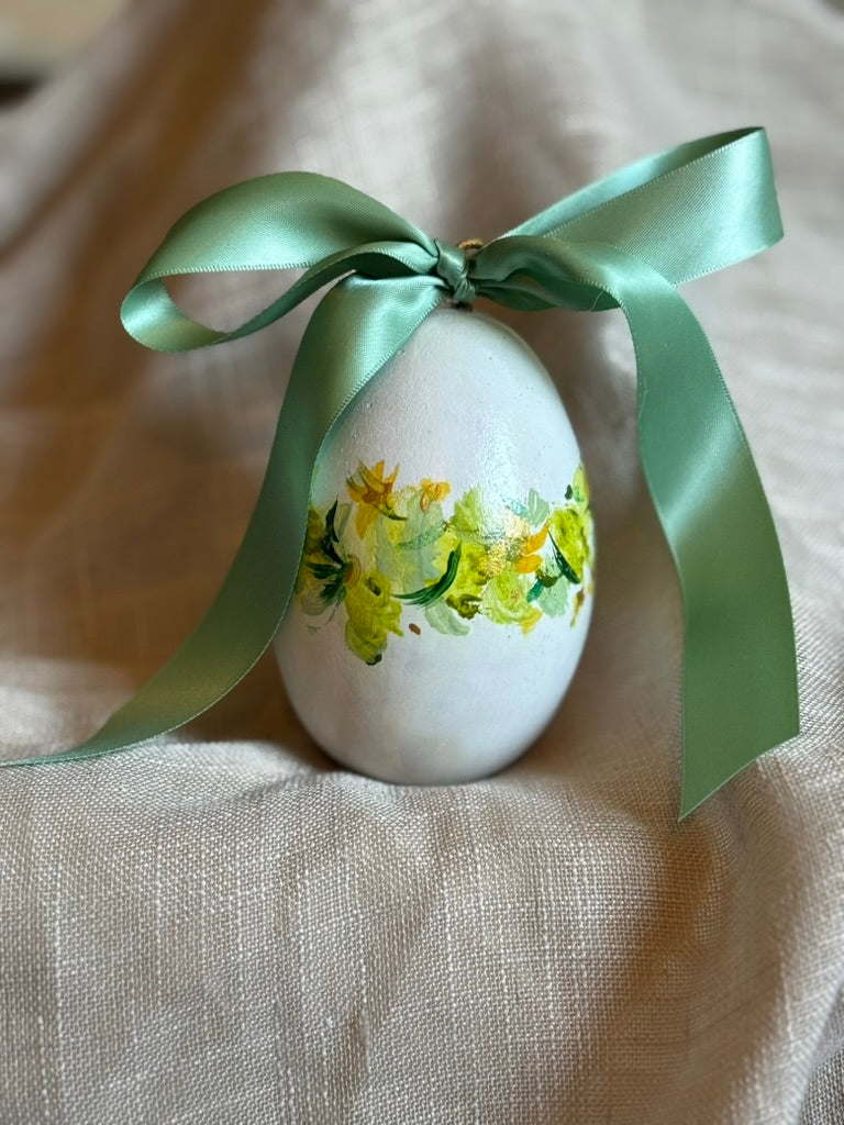 Spring Meadow - Floral Series Egg